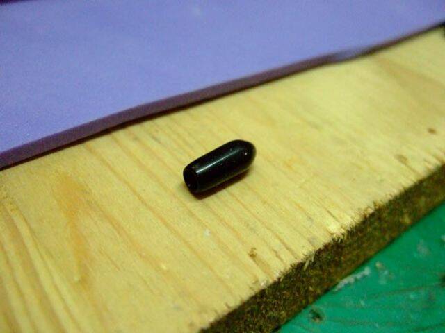 黑黑的膠頭是用天線頭